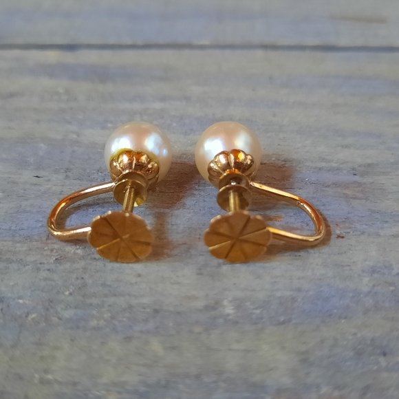 Vintage 18K Yellow Gold Custom Made Cultured Pearl Screwback Earrings - Picture 9 of 15